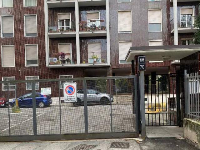 Appartamento in vendita a San Donato Milanese, Lombardia