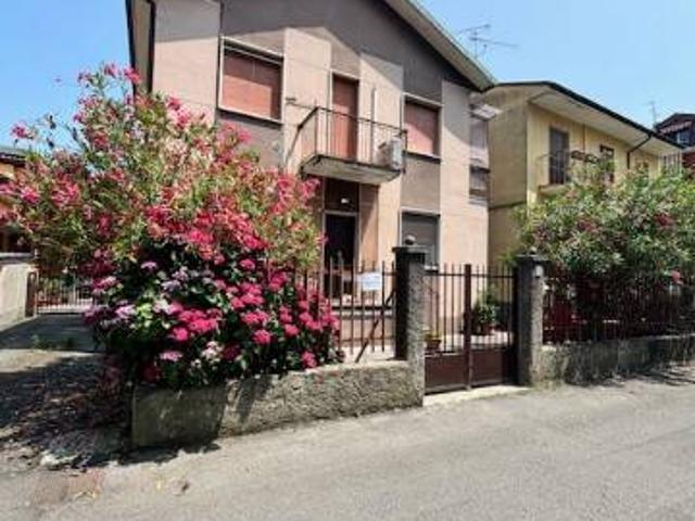 Appartamento in vendita a San Donato Milanese, Lombardia