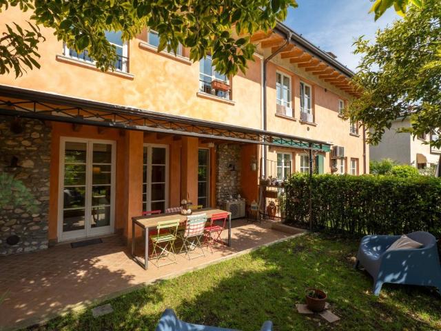 Appartamento in vendita a San Felice Del Benaco, Lombardia