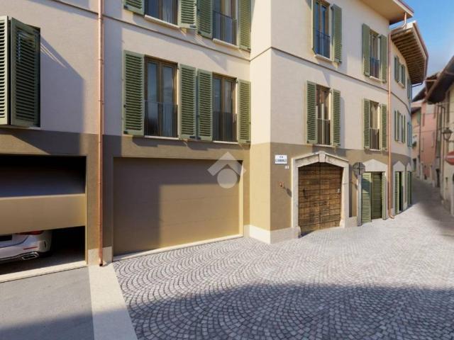 Appartamento in vendita a Portese, San Felice del Benaco
