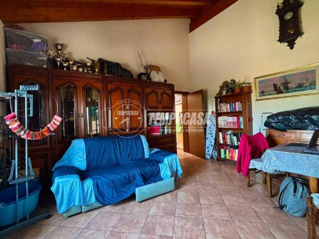 Appartamento in vendita a Bottegone, Camposanto