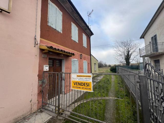 Appartamento in vendita a Unione Comuni Modenesi Area Nord, San Felice Sul Panaro