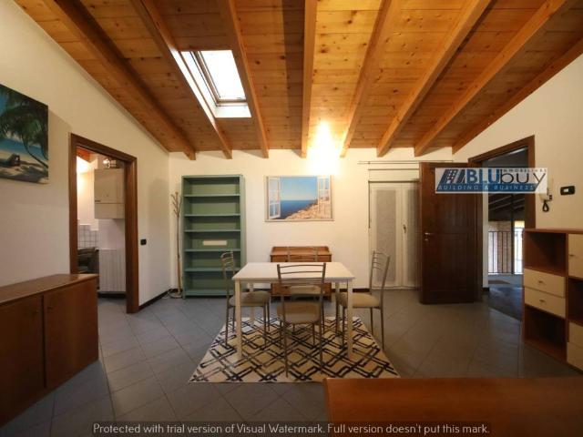 Appartamento in vendita a San Fermo Della Battaglia, Lombardia