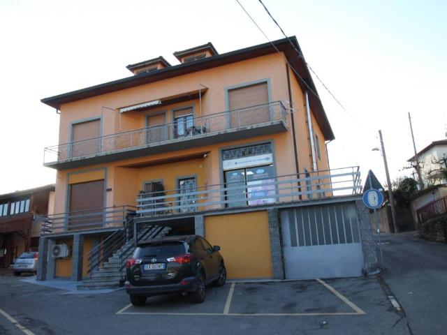 Appartamento in vendita a San Fermo Della Battaglia, Lombardia