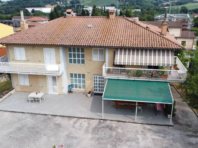 Appartamento in vendita a Marche, Macerata