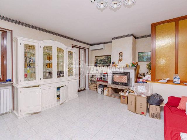 Appartamento in vendita a San Giorgio Di Lomellina, Lombardia