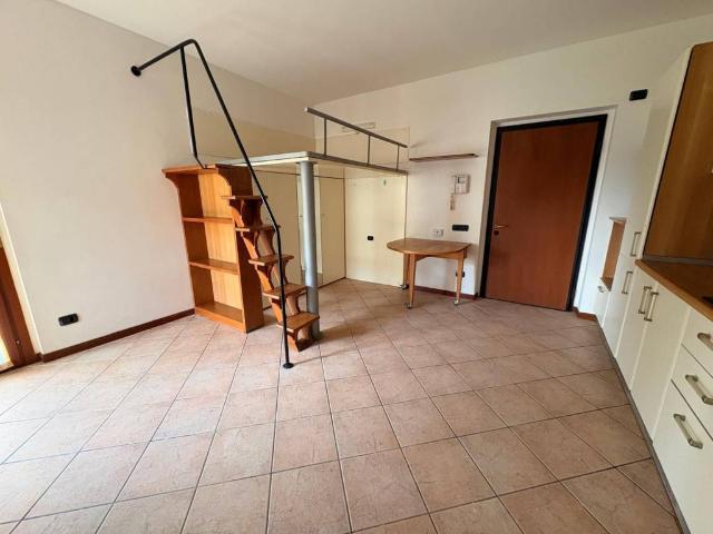 Appartamento in vendita a Oltrestazione, San Giorgio su Legnano