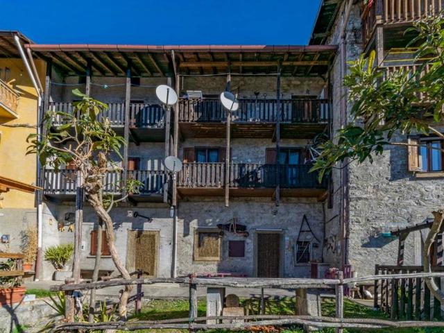 Appartamento in vendita a Comunità Montana della Valle Brembana, San Giovanni Bianco
