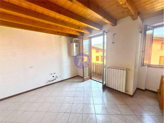 Appartamento in vendita a Cornalita, San Giovanni Bianco