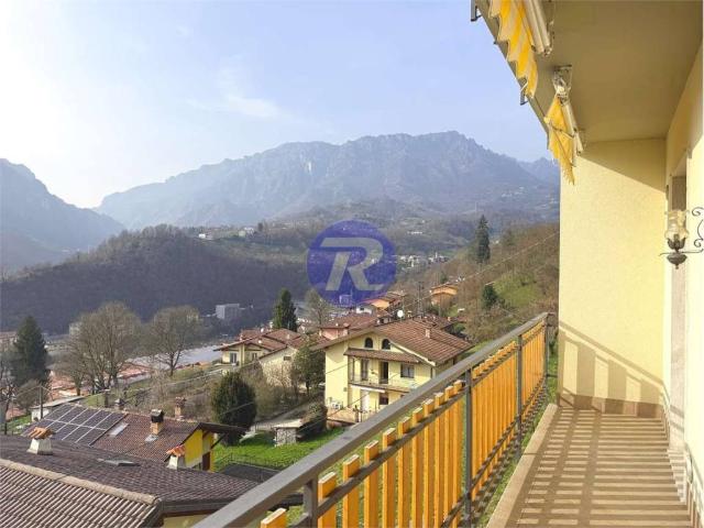 Appartamento in vendita a Comunità Montana della Valle Brembana, San Giovanni Bianco