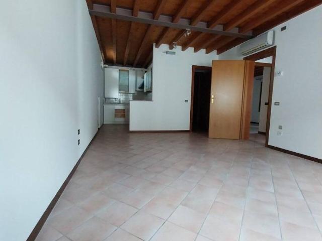 Appartamento in vendita a San Giovanni Lupatoto, Veneto