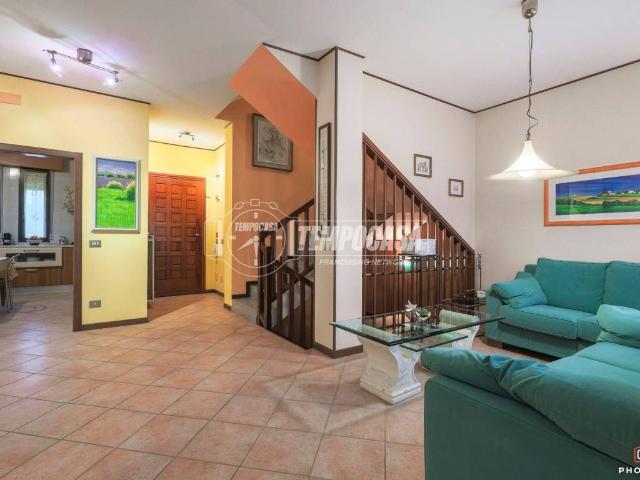 Villa Schiera in vendita a San Lazzaro, Reggio Emilia