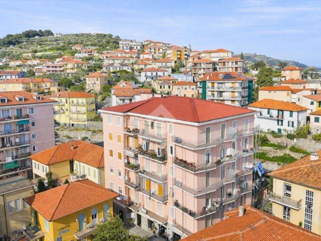 Appartamento in vendita a San Lorenzo Al Mare, Liguria