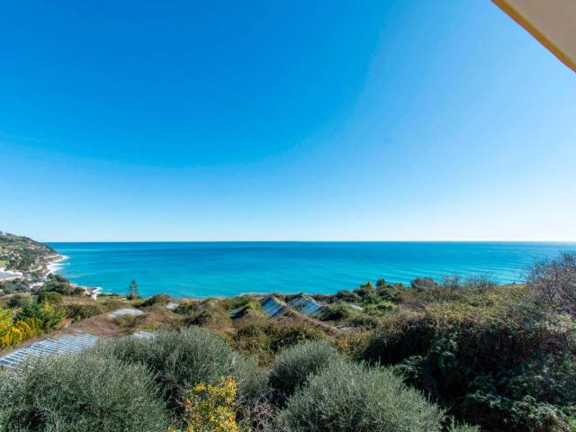 Appartamento in vendita a San Lorenzo Al Mare, Liguria