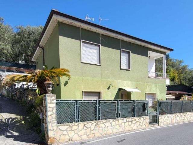 Appartamento in vendita a San Lorenzo Al Mare, Liguria