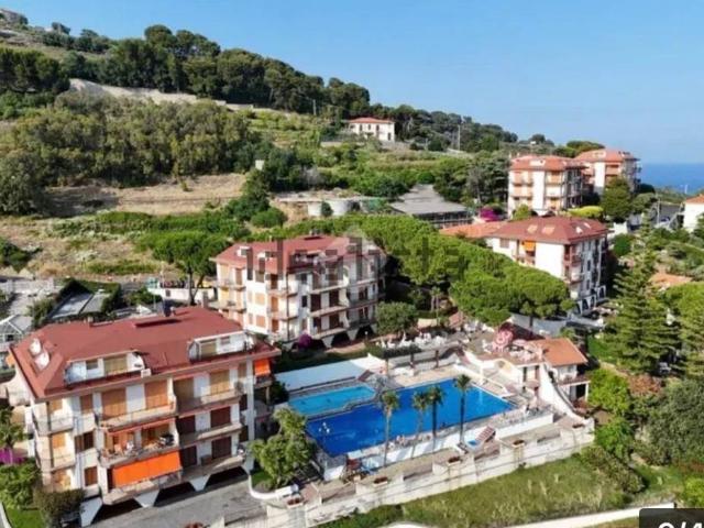 Appartamento in vendita a Costarainera, Liguria