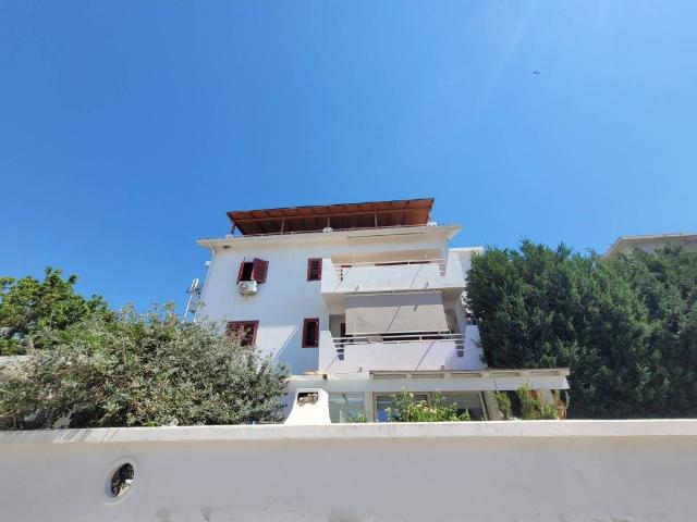 Appartamento in vendita a Calabria, Reggio Calabria