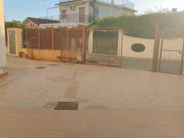 Appartamento in vendita a Calabria, Reggio Calabria