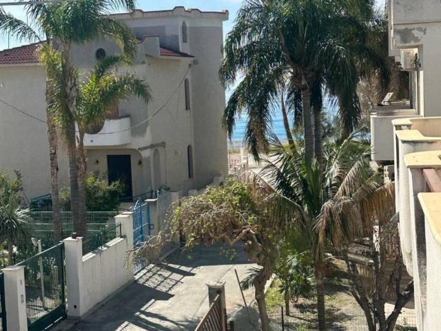 Appartamento in vendita a Calabria, Reggio Calabria