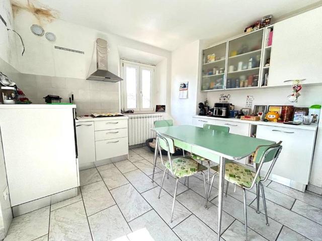 Appartamento in vendita a Piteglio, Toscana