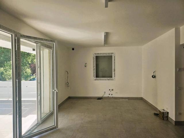 Appartamento in vendita a Serravalle