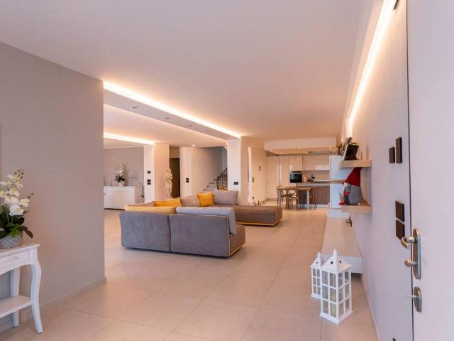 Appartamento in vendita a Borgo Maggiore