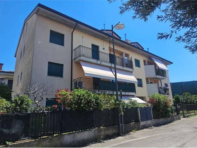 Appartamento in vendita a Case Nuove, San Martino Buon Albergo