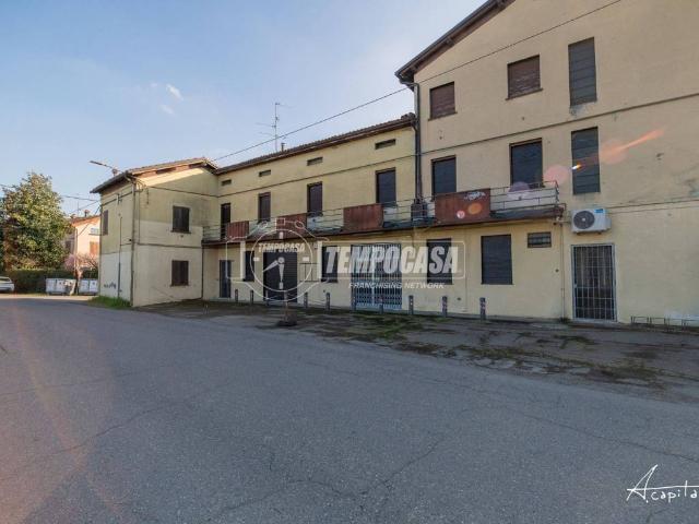 Villa Indipendente in vendita a Pianura Reggiana, Re