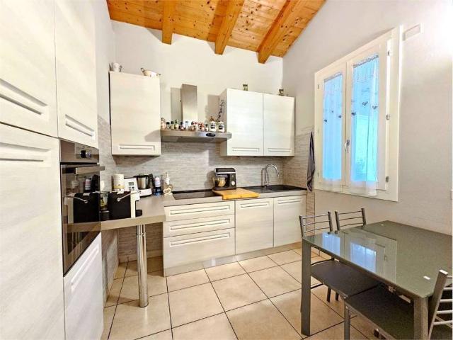 Villa Schiera in vendita a Pianura Reggiana, Re