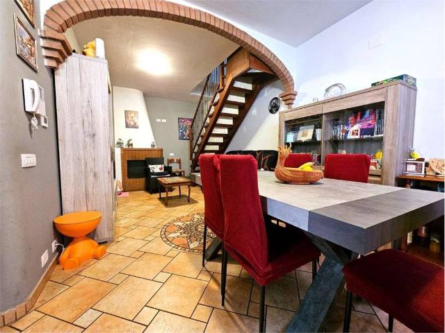 Appartamento in vendita a Pianura Reggiana, Re