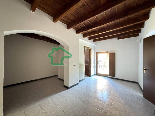 Appartamento in vendita a San Martino In Strada, Lombardia