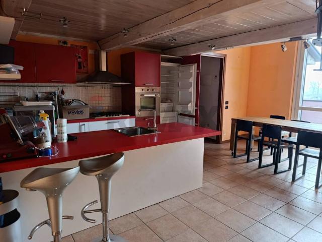 Appartamento in vendita a San Martino Siccomario, Lombardia