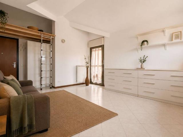 Appartamento in vendita a San Martino Siccomario, Lombardia