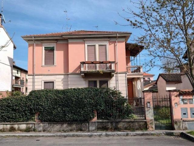 Appartamento in vendita a San Martino Siccomario, Lombardia