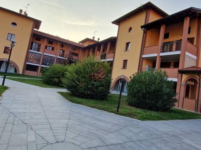 Appartamento in vendita a San Martino Siccomario, Lombardia