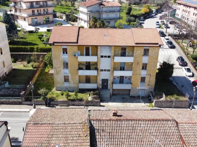 Appartamento in vendita a San Martino Valle, Campania