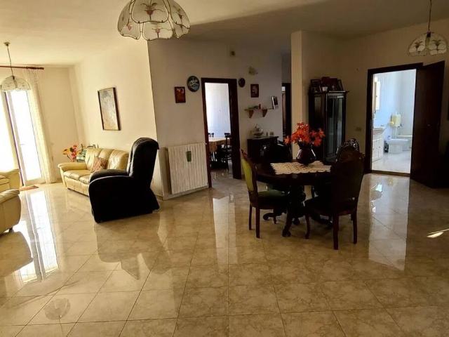 Appartamento in vendita a Puglia, Taranto