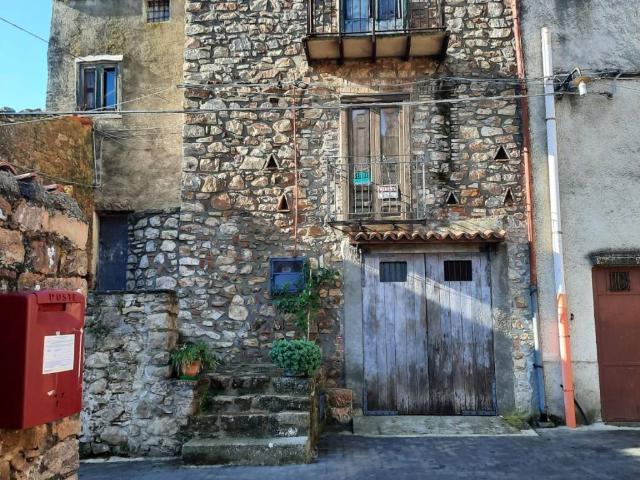 Appartamento in vendita a San Mauro Castelverde, Sicilia