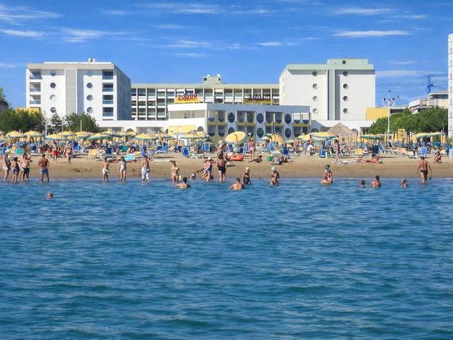 Appartamento in vendita a Bibione Spiaggia, San Michele Al Tagliamento