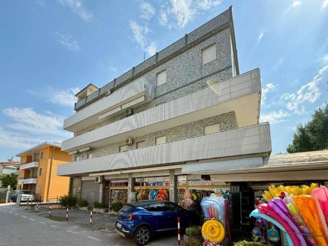Appartamento in vendita a Bibione Spiaggia, San Michele Al Tagliamento