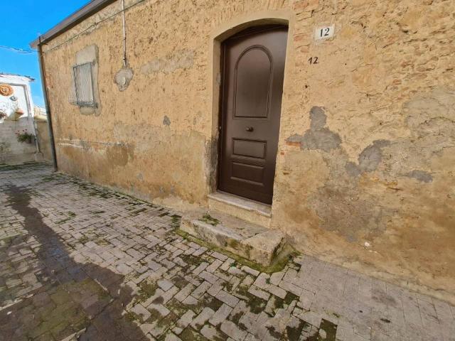 Appartamento in vendita a San Michele Di Ganzaria, Sicilia