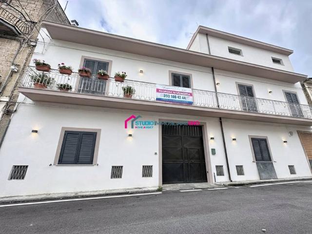 Villa Indipendente in vendita a San Paolo Bel Sito, Campania