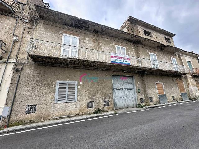Villa Indipendente in vendita a San Paolo Bel Sito, Campania