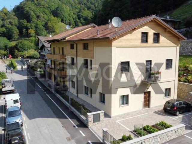Appartamento in vendita a Comunità Montana della Valle Brembana, San Pellegrino Terme