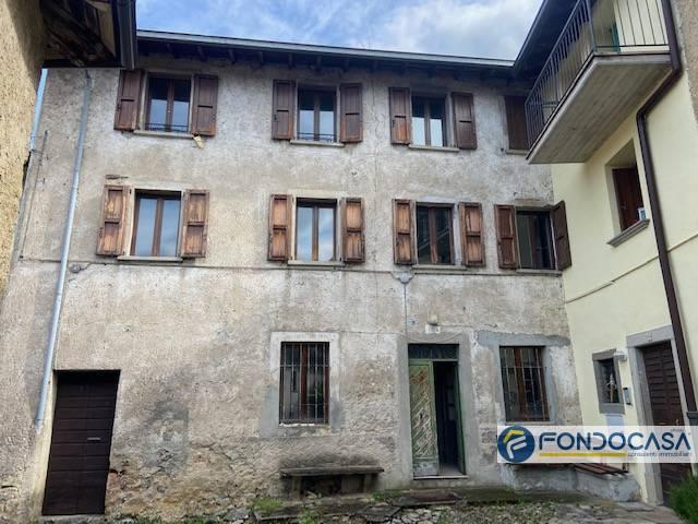 Appartamento in vendita a Comunità Montana della Valle Brembana, San Pellegrino Terme