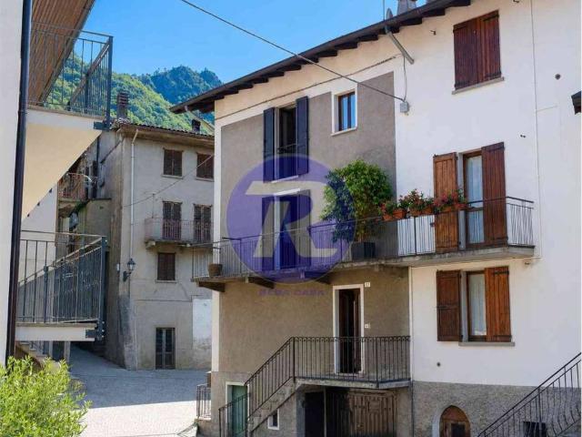 Appartamento in vendita a Comunità Montana della Valle Brembana, San Pellegrino Terme