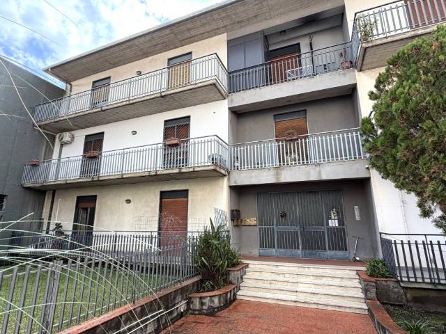 Appartamento in vendita a San Pietro Clarenza, Catania