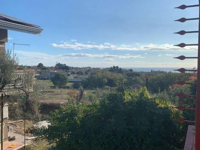 Appartamento in vendita a San Pietro Clarenza, Catania