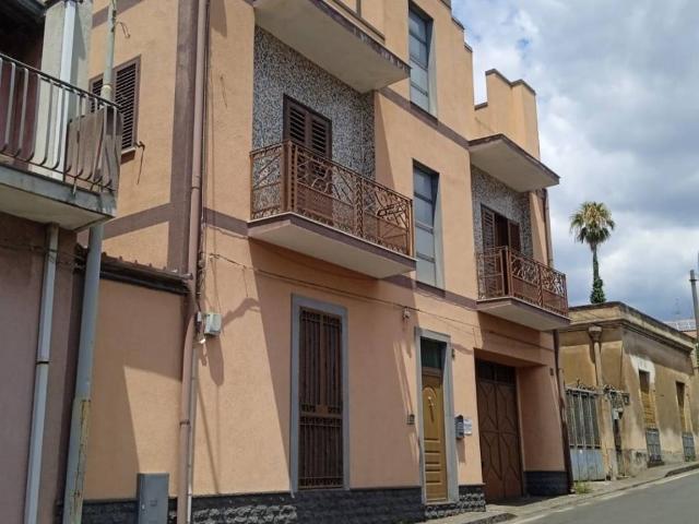 Appartamento in vendita a San Pietro Clarenza, Catania