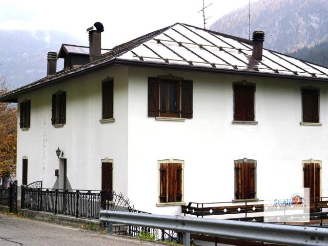 Appartamento in vendita a Valle, San Pietro Di Cadore